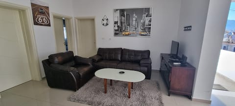 Popular Airbnb listing: Large & Spacious 3 bed Apartment in a Private Vila in Kashar
