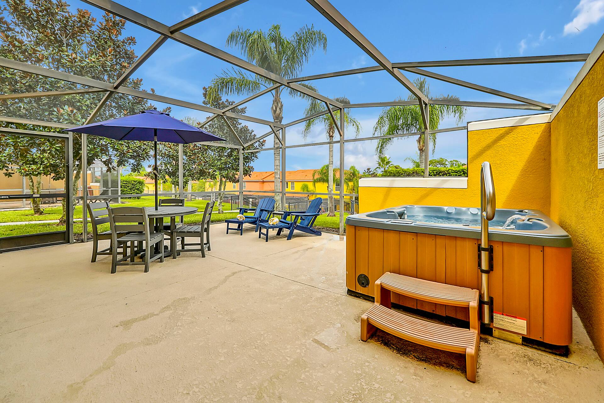 Family 3BR • Hot Tub • Resort Access