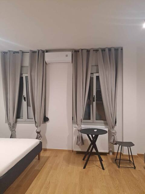 Successful Airbnb property: Jasmine Fully Equipped Apartment In Exarchia House in νεαπολη Ii