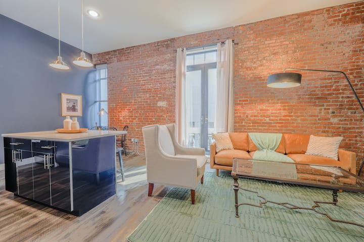 Downtown Luxury | Students Welcome | W/d In Unit - Boston, MA