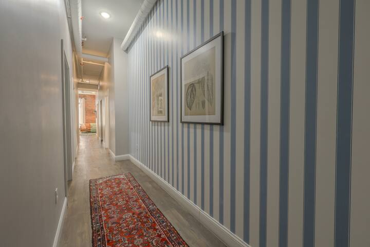 Downtown Luxury | Students Welcome | W/D in unit gallery image 5