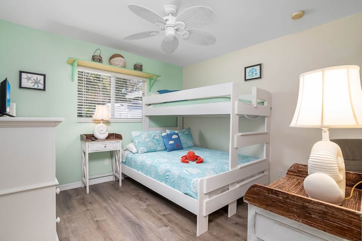 เด็กๆจะต้องชอบห้องนอนสองชั้น