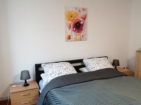 Erfolgreiche Airbnb-Immobilie: Altstadtglück 2, balcony, old town, prime location in Görlitz