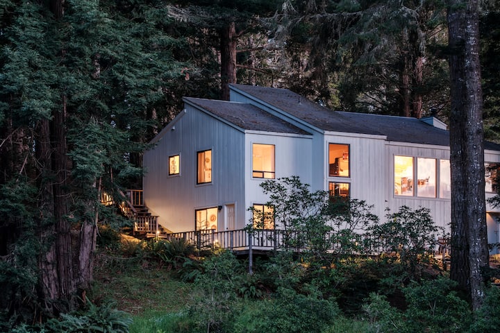 Gray Fox Dacha: The Sea Ranch Retreat - Sea Ranch, CA