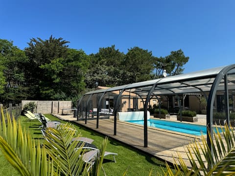 La Ville en Bois – Gîte 20 pers. Heated Pool