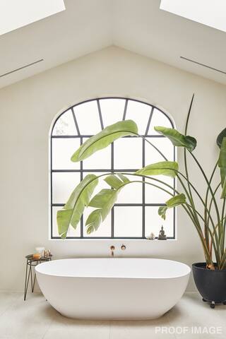 Private Luxury Oasis in St Kilda gallery image 2