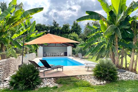 Love room le Domaine - Loft - Pool, Jacuzzi, Park