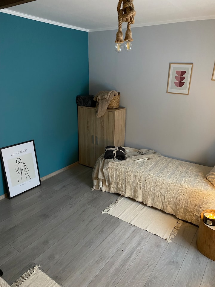 غرفة النوم 2