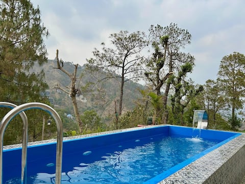 Majestic Pines | A Mesmerizing Hill View Villa