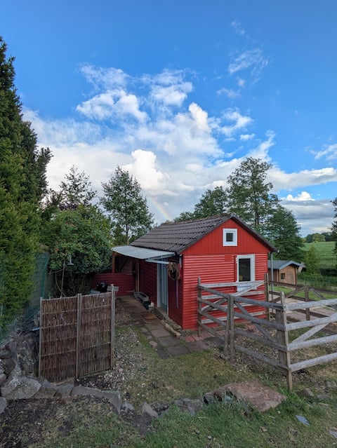 Leistungsstarkes Airbnb: Our small hut - stay on the alpaca pasture in Kassel