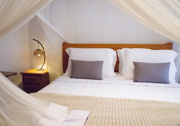 საძინებელი 4