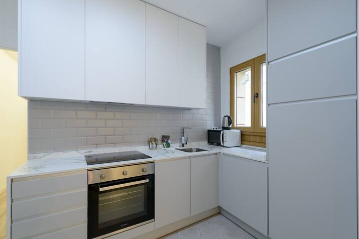 Modern flat in the heart of Madrid gallery image 3