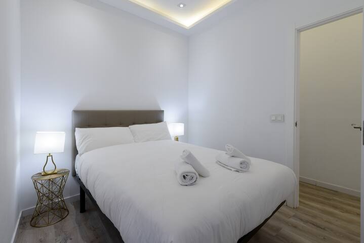 Modern flat in the heart of Madrid gallery image 5