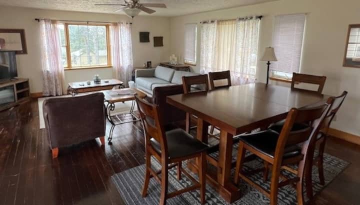 Fernweh Black Hills Cottage | 3 Br + Close To Dt - Custer, SD