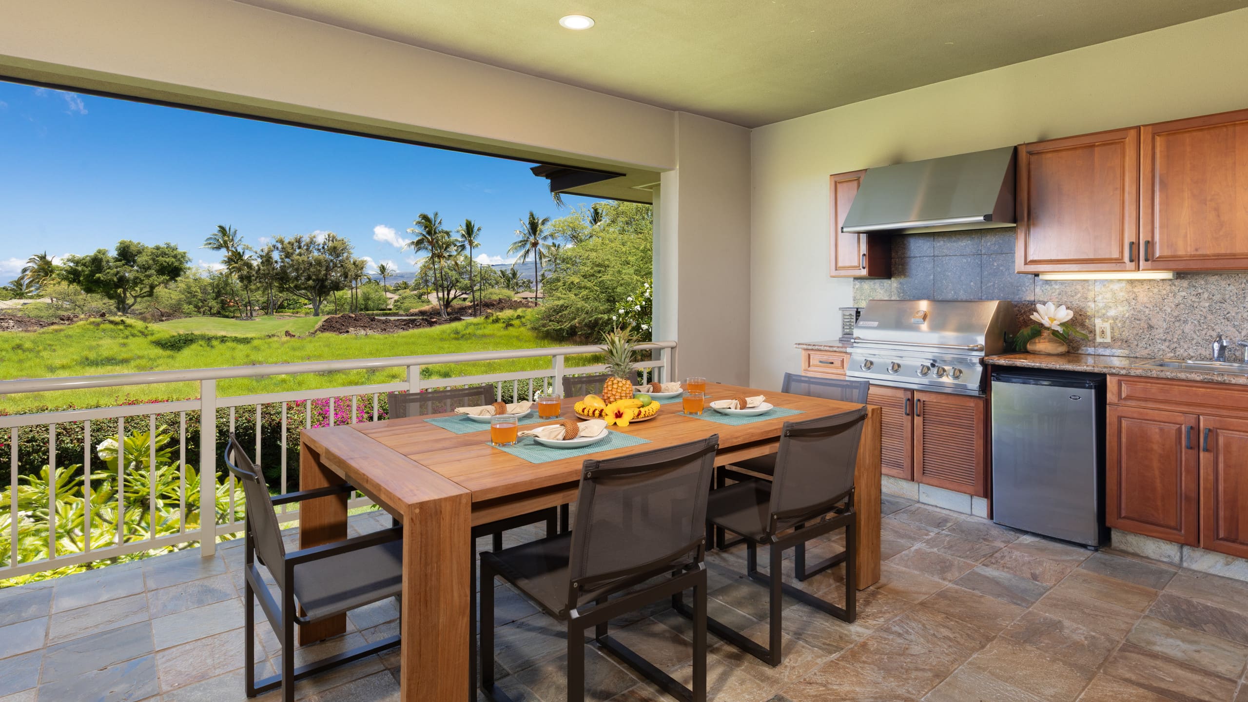 Home in Waimea · ★4.71 · 3 bedrooms · 4 beds · 3.5 baths - Image 1