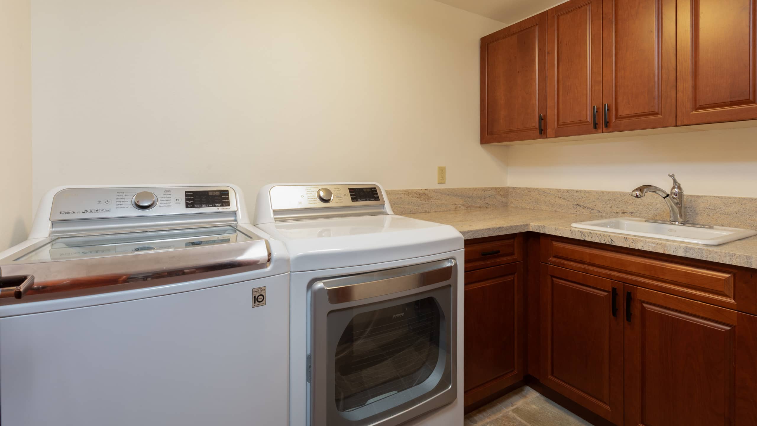 Home in Waimea · ★4.71 · 3 bedrooms · 4 beds · 3.5 baths - Image 44