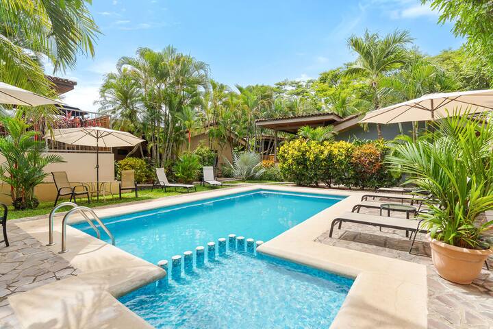 Private and Spacious, Remodeled home in Tamarindo