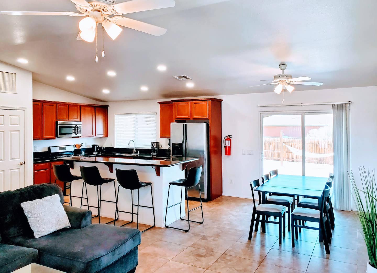 Full Kitchen
