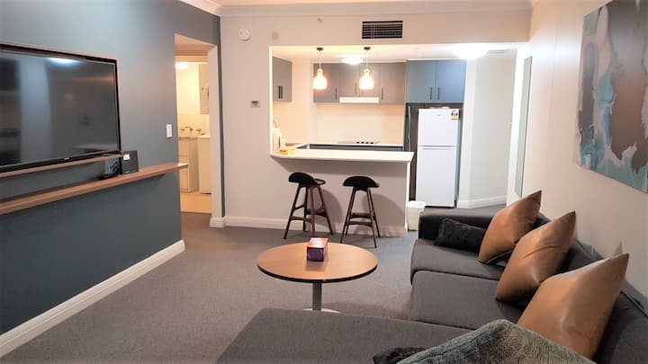 Apartment Hotel In Brown - Lane Cove