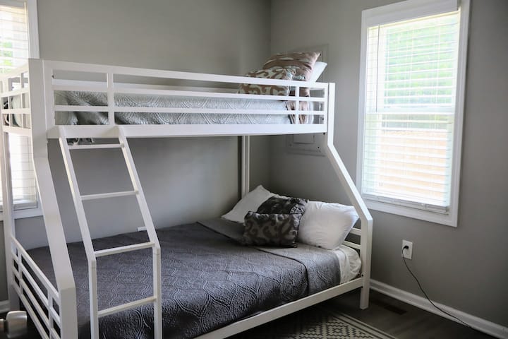 საძინებელი 2