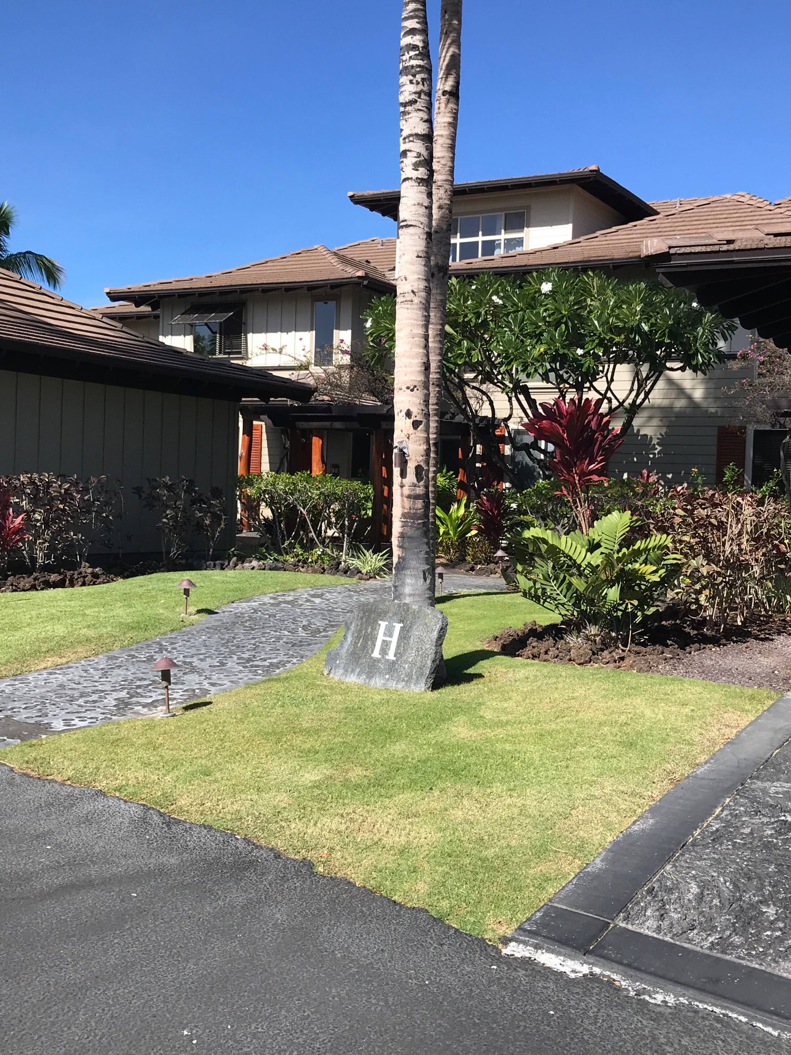 Condo in Waimea · ★4.83 · 2 bedrooms · 2 beds · 2 baths - Image 10