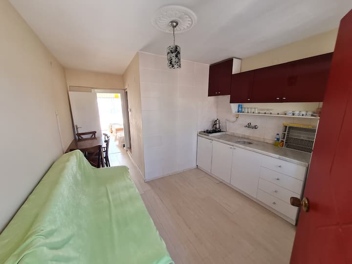 Kuşadası Plaja 100 M. Deni̇z Manzaralı Studyo Daire - Kuşadası
