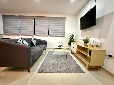 SOHO2 – Secure Parking – A/C – Invoice – Near the Beach