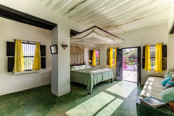 საძინებელი 1