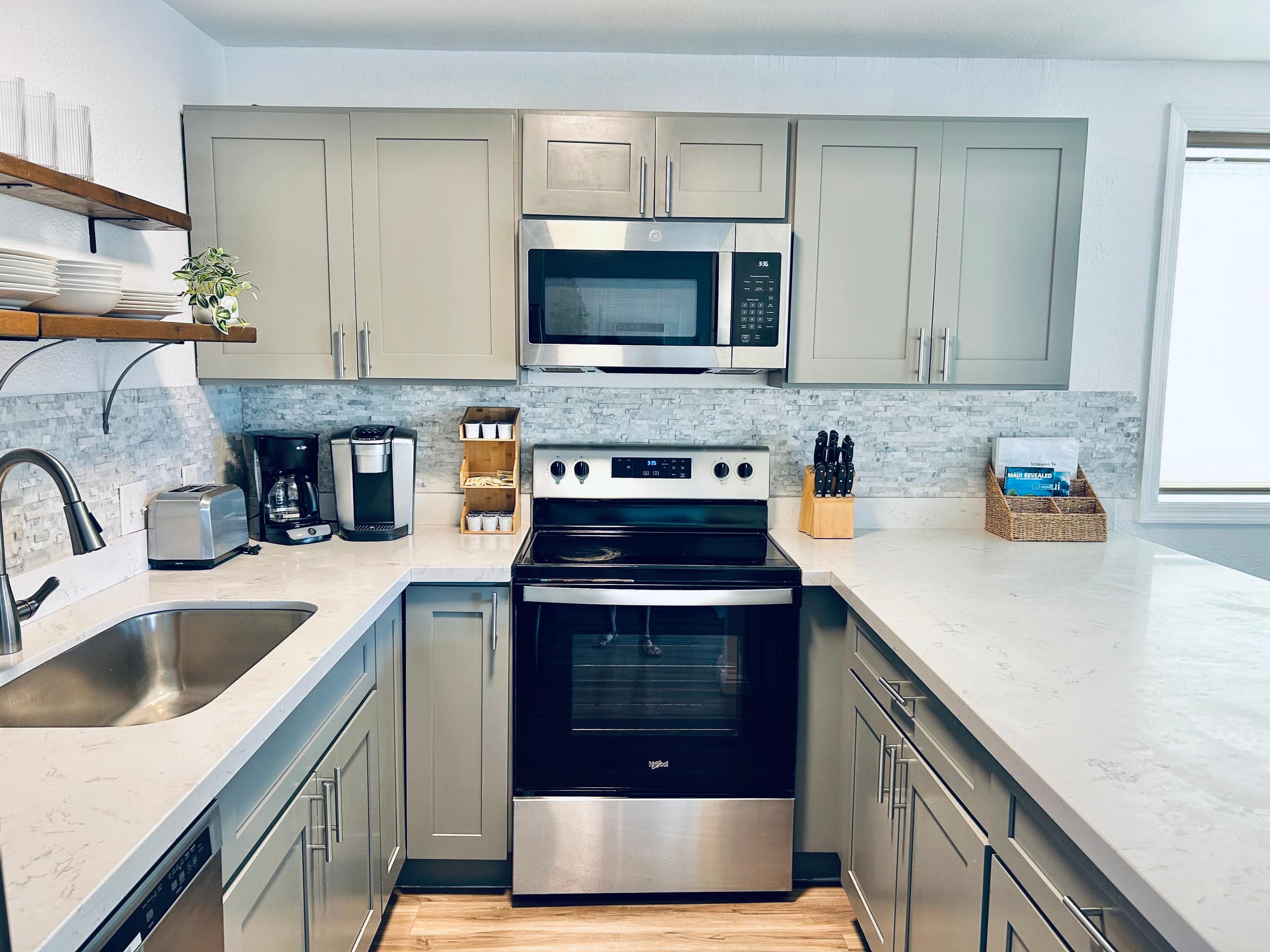 Condo in Kihei · ★4.85 · 2 bedrooms · 4 beds · 1 private bath - Image 11