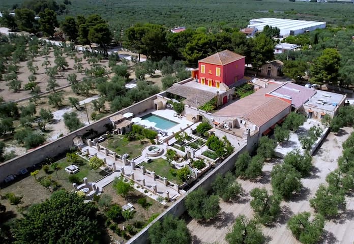 Luxury 10 Bedroom Villa with Pool