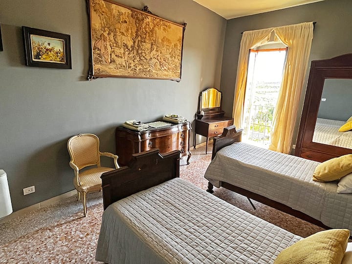Bedroom 10
