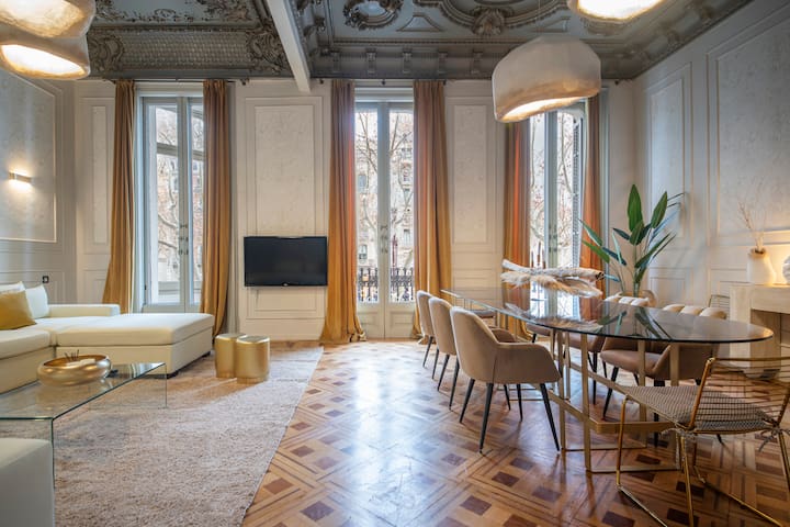 Five bedroom apartment with terrace Paseo deGracia