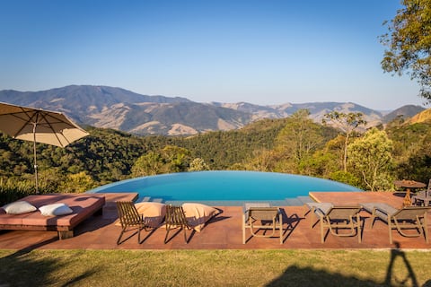 SFX with a breathtaking view -  
Chácara Mantiqueira