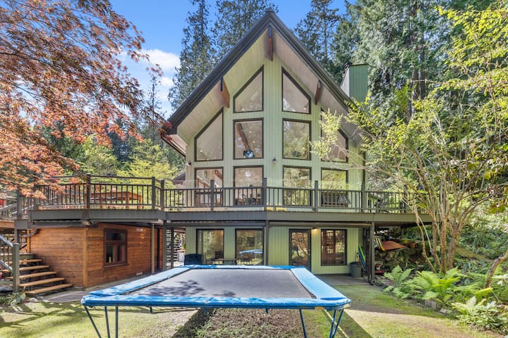 Seven Cedars Oasis W/sauna - Sunshine Coast