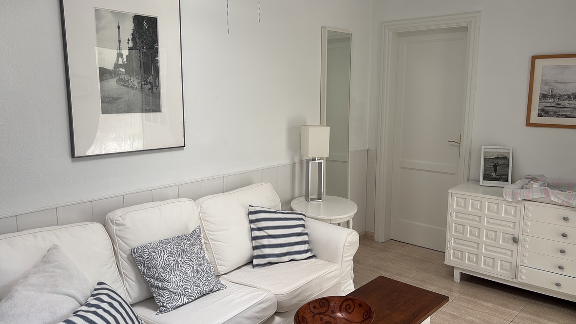 Popular Airbnb listing: House & garden for two people in Las Palmas De Gran Canaria
