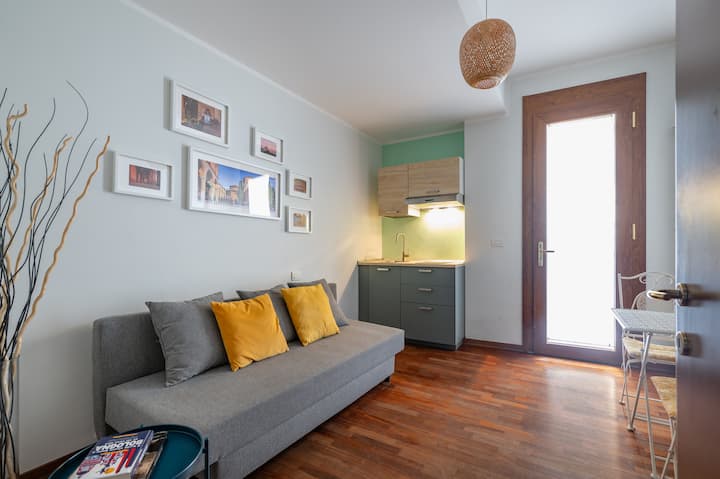 Terrazza Suite Apartment - City Center - - Bologna