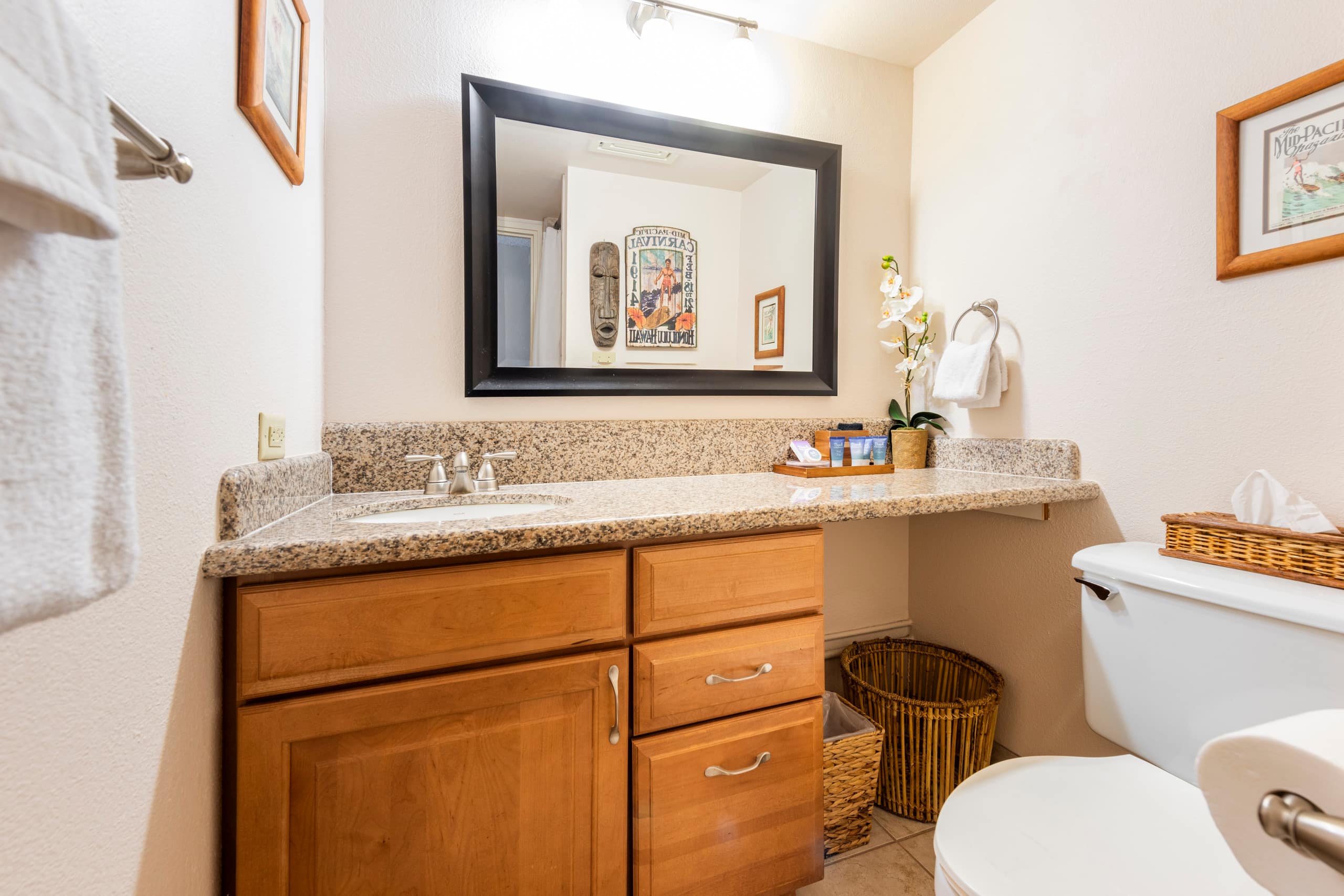 Condo in Kihei · ★4.97 · 1 bedroom · 2 beds · 2 baths - Image 38