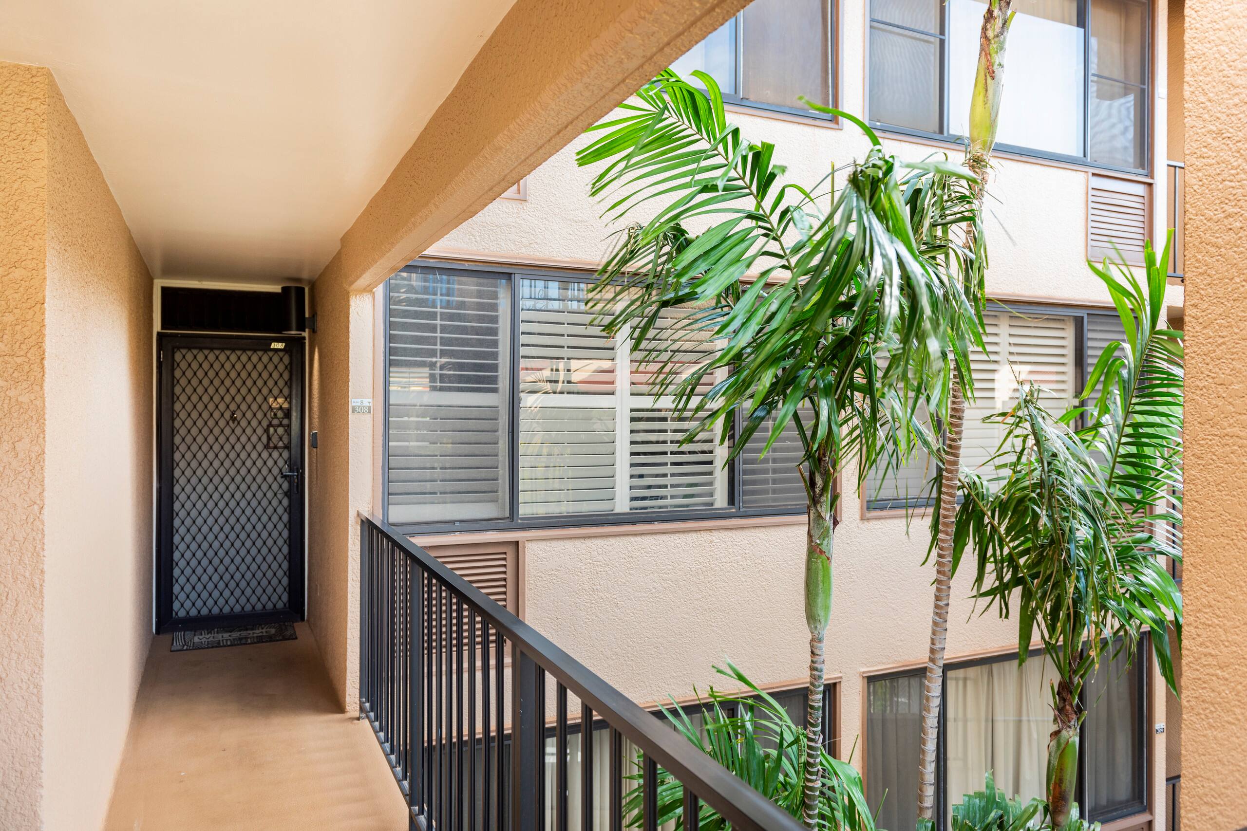 Condo in Kihei · ★4.97 · 1 bedroom · 2 beds · 2 baths - Image 54