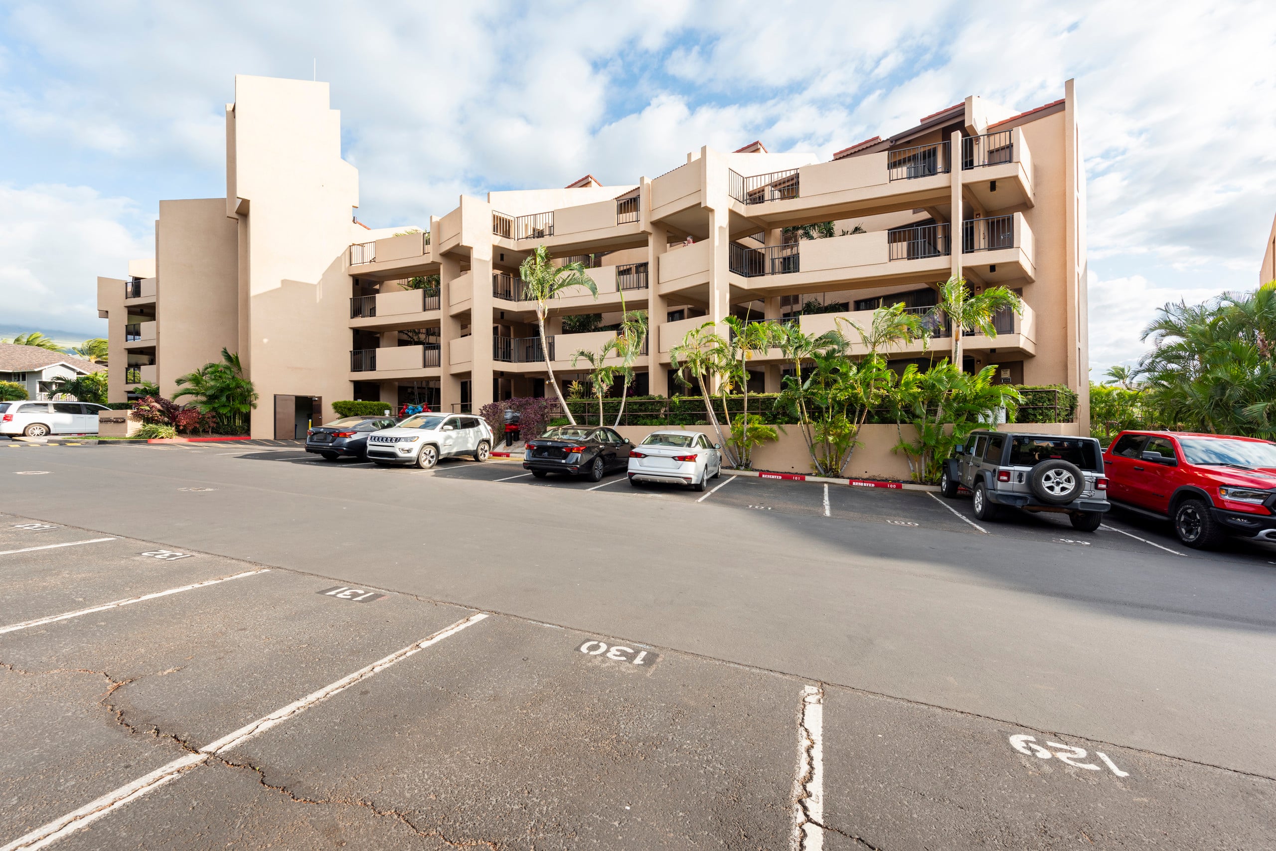 Condo in Kihei · ★4.97 · 1 bedroom · 2 beds · 2 baths - Image 55