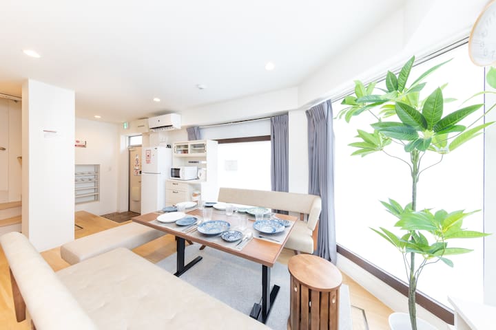 【中井1】リニューアル/新宿激近！2駅4分/100㎡超・戸建貸切/最大13名/駅徒歩3分/Wi-Fi