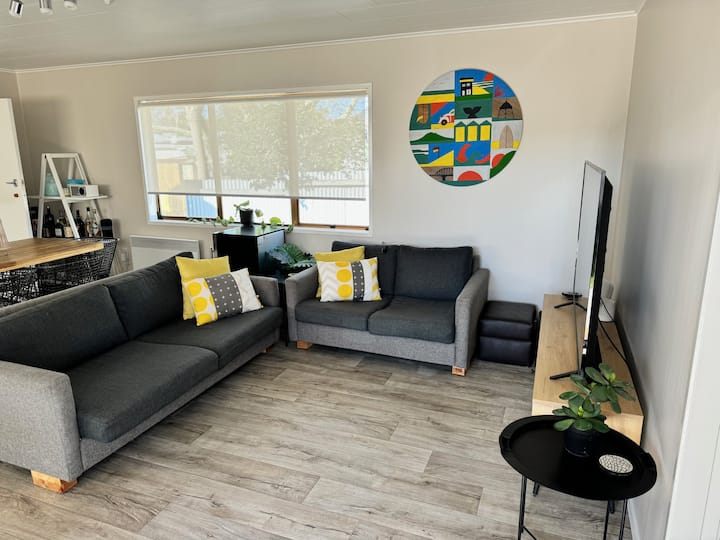 Comfy Home Away From Home - Whangamatā