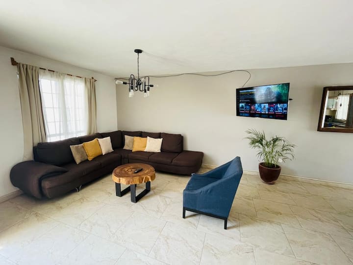 Casa Parral Puerto Interior/facturamos/aero - Leon