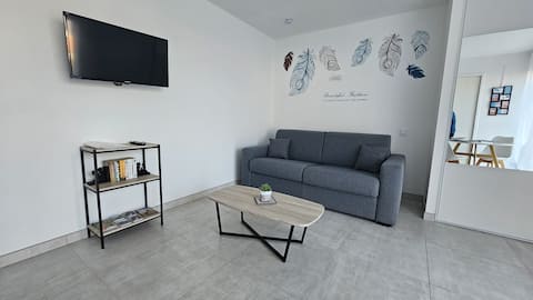 Successful Airbnb property: Pleasant cocooning and quiet studio near Nantes in Vertou