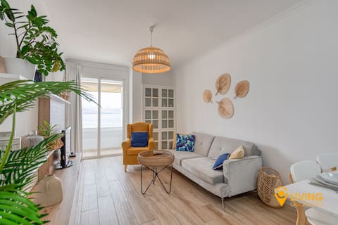 Propiedad de Airbnb exitosa: Living Las Canteras Homes - Sunset House en Las Palmas De Gran Canaria