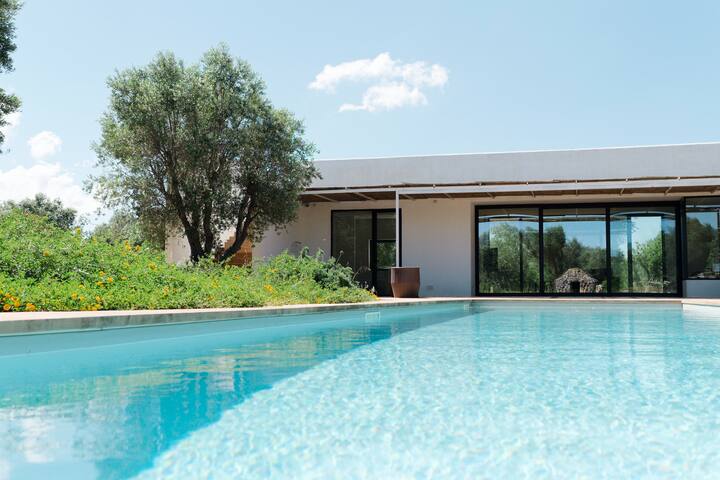 Villa with pool in Puglia gallery image 4