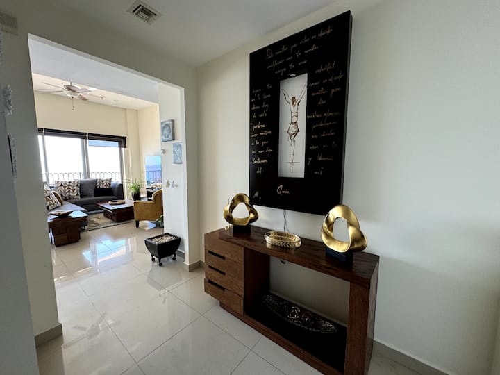 Condominio De 3 Recamaras En Las Gavias Grand - Mazatlán
