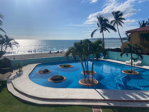 Top performing Airbnb: Serenity, a pool and a beach! One of a kind find! in Nayarit