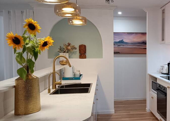 Byron Bay Bliss Home gallery image 2