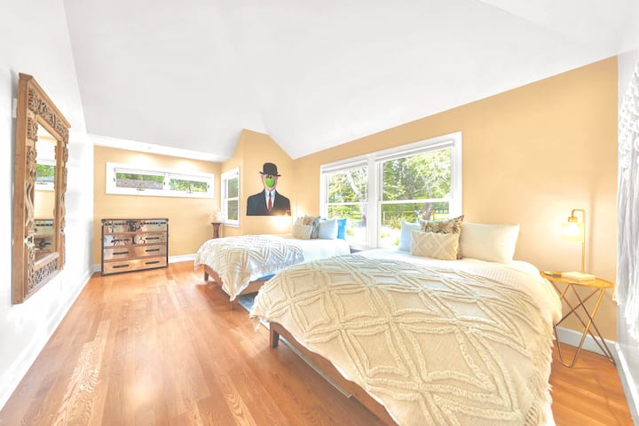 The Ranch House double Queen bedroom