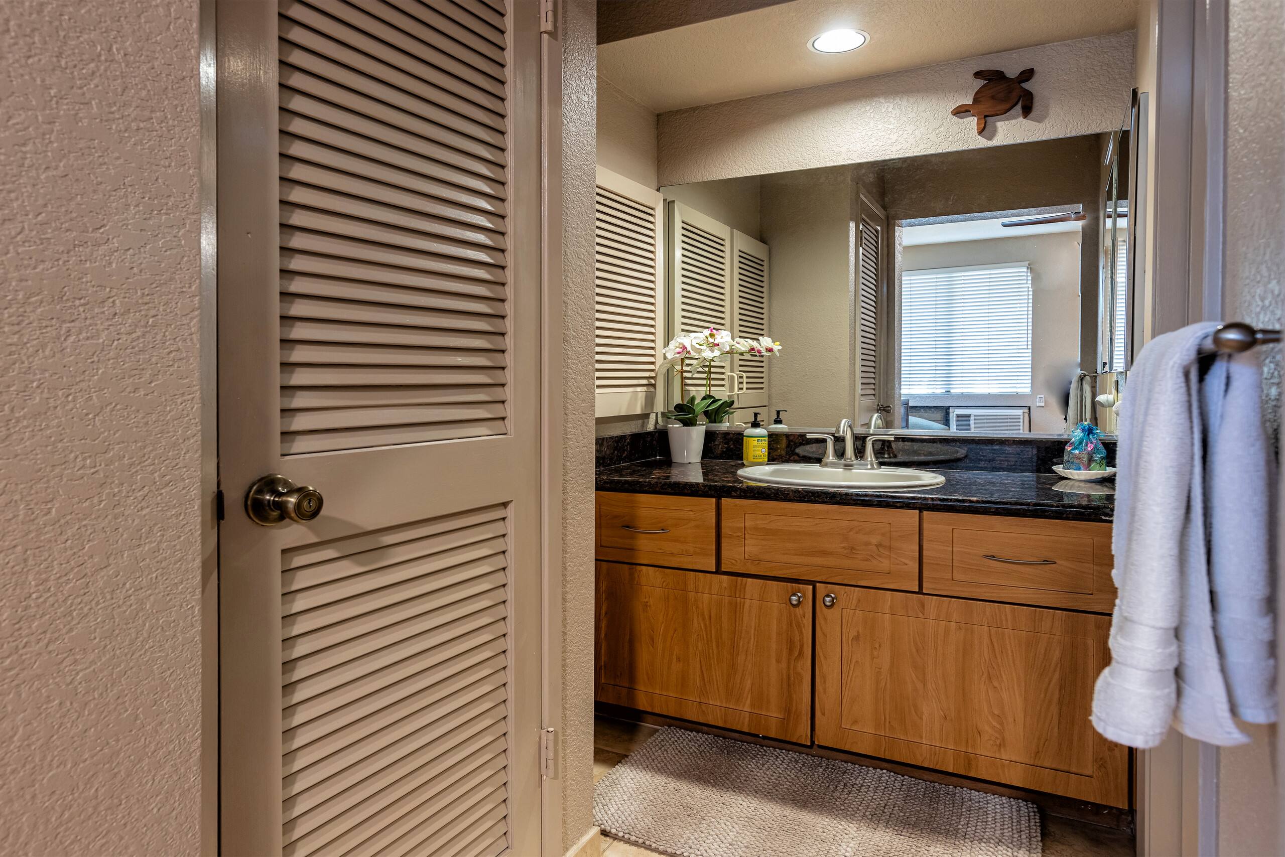 Condo in Kihei · ★4.91 · 2 bedrooms · 3 beds · 2 baths - Image 22